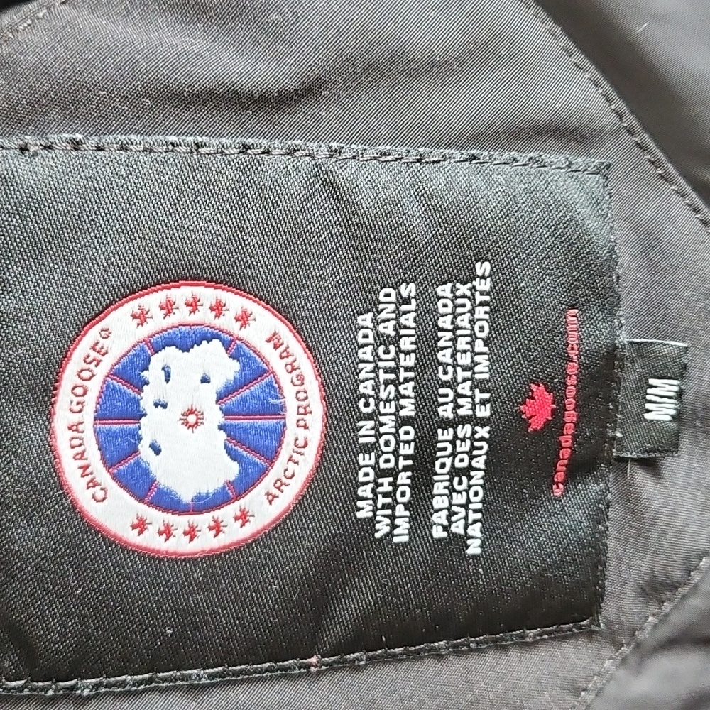 CANADA GOOSE  Kensington Down Parka Jacket In Size M. - Picture 11 of 16